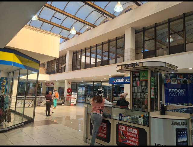 84M² RETAIL RENTED IN HALFWAY HOUSE